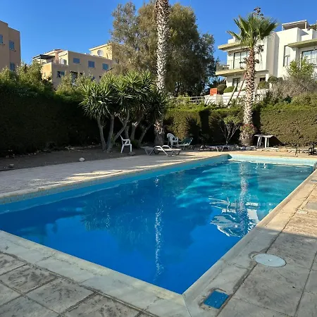 Sea View Apartment Near The Beach Paphos Exterior photo