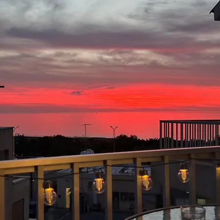 Sea View Apartment Near The Beach Paphos Exterior photo