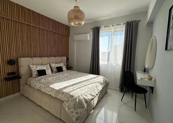 Sea View Apartment Near The Beach